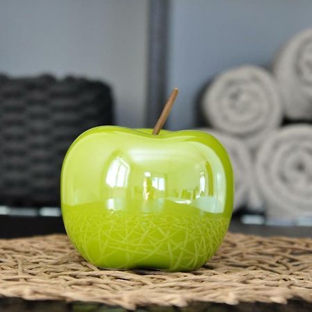 N37 -Modern Eingerichtete Zimmer In Ruhiger Lage Aldingen  Dış mekan fotoğraf