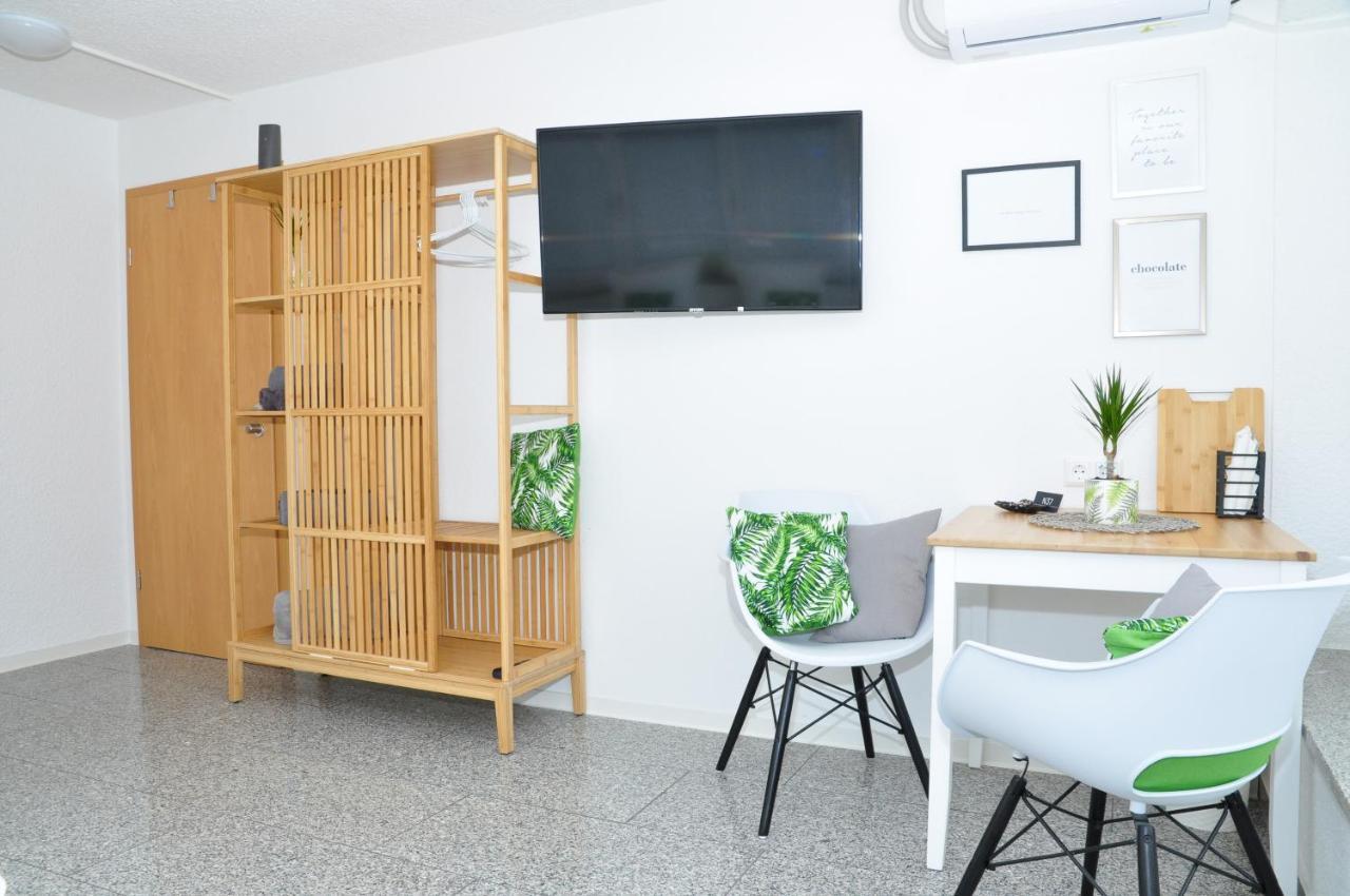 N37 -Modern Eingerichtete Zimmer In Ruhiger Lage Aldingen  Dış mekan fotoğraf