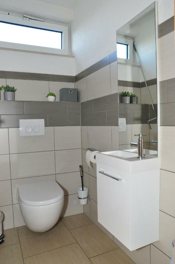 N37 -Modern Eingerichtete Zimmer In Ruhiger Lage Aldingen  Dış mekan fotoğraf